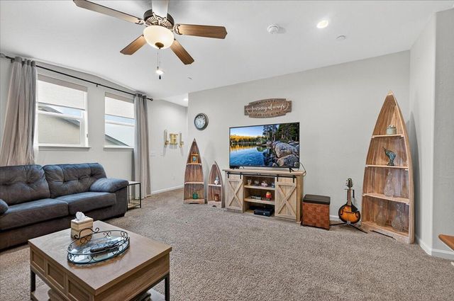 2241 E Monte Verde Court, Visalia, CA 93292