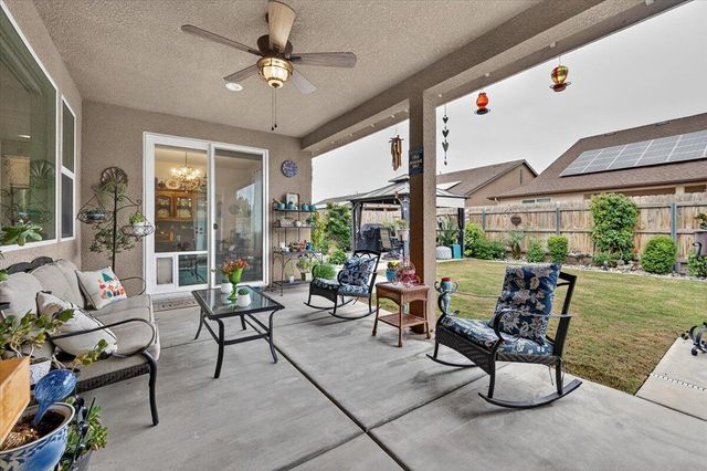 2241 E Monte Verde Court, Visalia, CA 93292