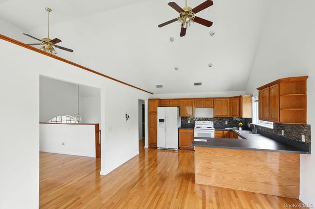 160 Pirog Road, Pine Bush, NY 12566