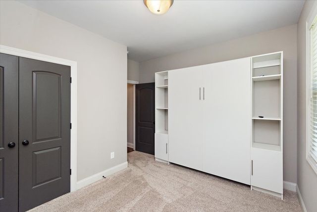 525 Piccadilly Dr, Murfreesboro, TN 37128