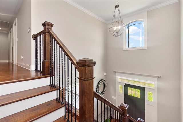525 Piccadilly Dr, Murfreesboro, TN 37128