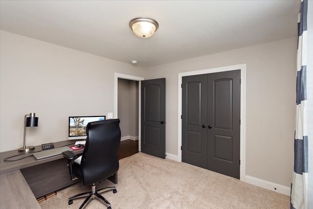 525 Piccadilly Dr, Murfreesboro, TN 37128