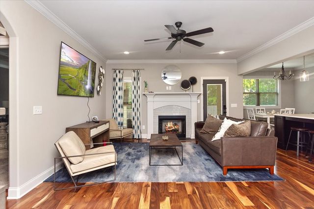 525 Piccadilly Dr, Murfreesboro, TN 37128
