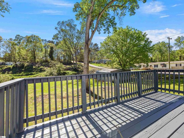 100 Marie Drive, Roebuck, SC 29376