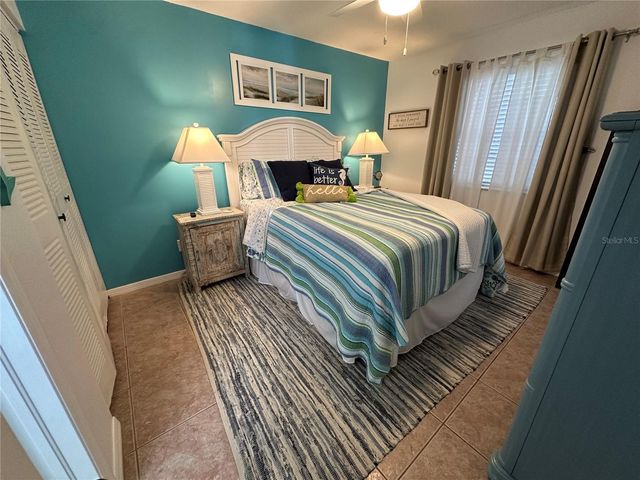 6825 STONES THROW CIRCLE N 1107, St Petersburg, FL 33710