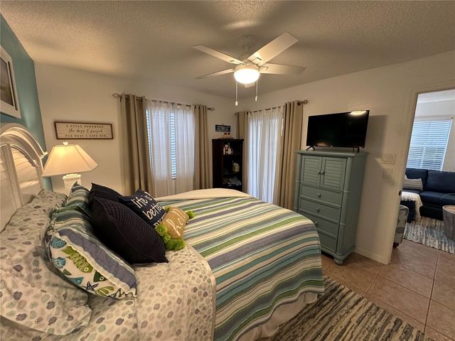 6825 STONES THROW CIRCLE N 1107, St Petersburg, FL 33710