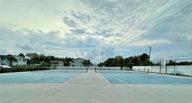 6825 STONES THROW CIRCLE N 1107, St Petersburg, FL 33710