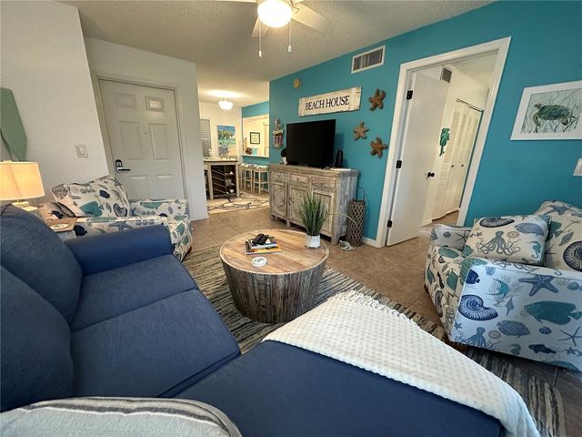 6825 STONES THROW CIRCLE N 1107, St Petersburg, FL 33710