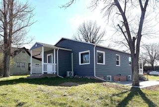 302 S S 18TH ST, Hot Springs, SD 57747