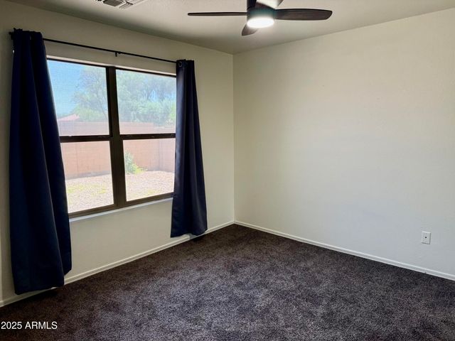 2358 E PEACH TREE Drive, Chandler, AZ 85249