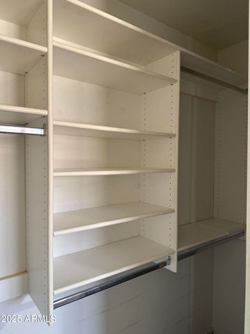 2358 E PEACH TREE Drive, Chandler, AZ 85249