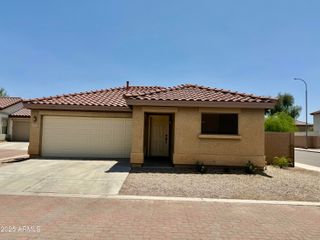 2358 E PEACH TREE Drive, Chandler, AZ 85249