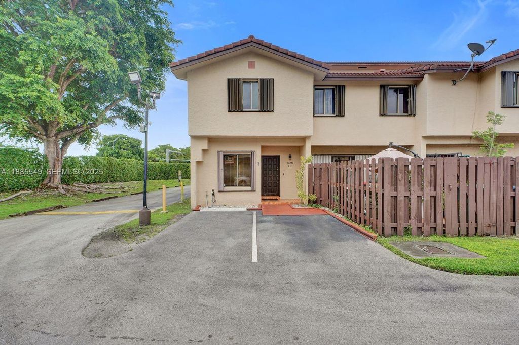 14201 SW 57th Lane 1A7, Miami, FL 33183