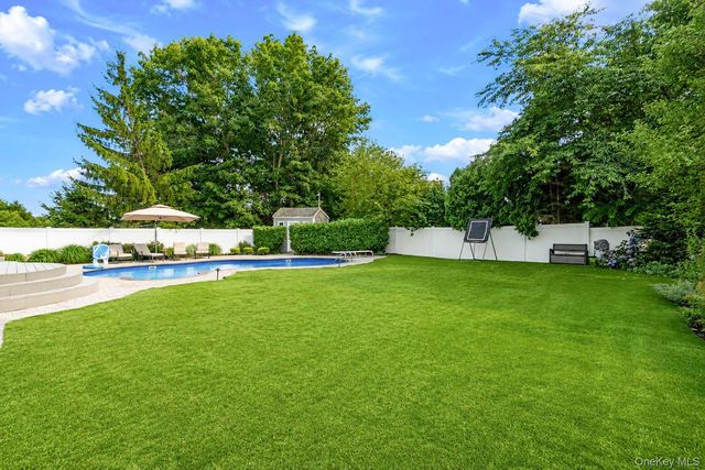 70 Summerfield Drive, Holtsville, NY 11742