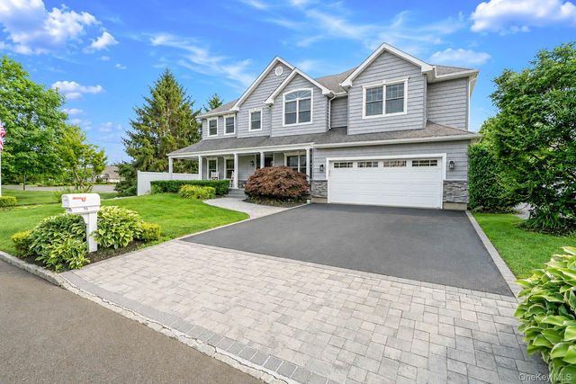 70 Summerfield Drive, Holtsville, NY 11742