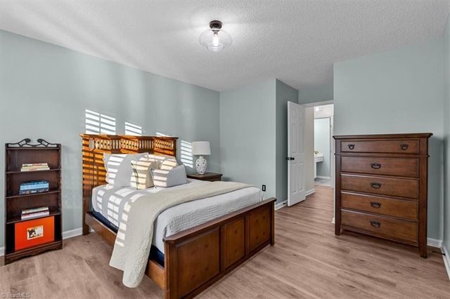 7 Shelburne Court, Greensboro, NC 27455