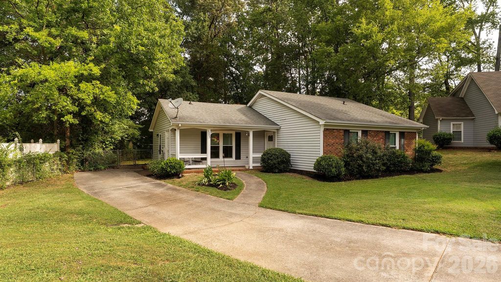 5209 Birchbark Lane, Charlotte, NC 28227