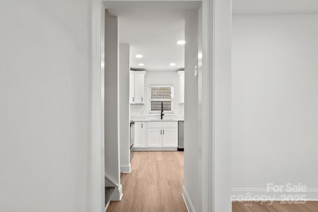 6133 Eagle Peak Drive, Charlotte, NC 28214