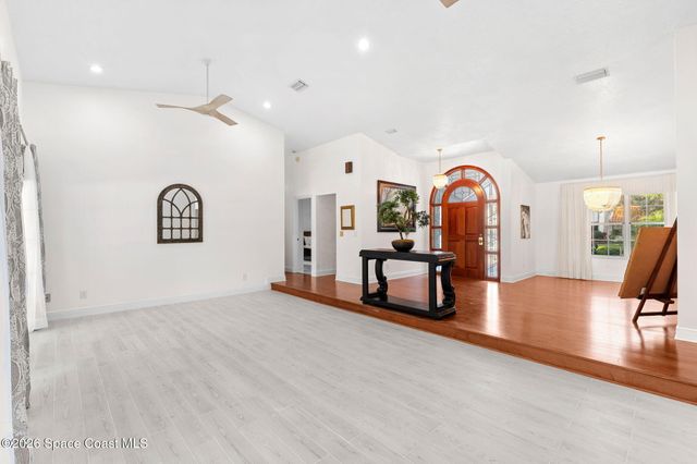 662 Rossmoor Circle, Melbourne, FL 32940