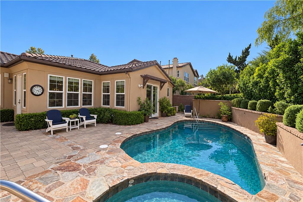 25 Waltham Road, Ladera Ranch, CA 92694 — photo 2