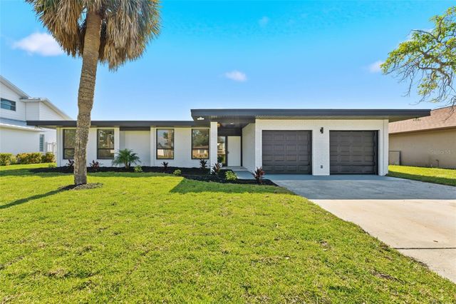 3917 E EDEN ROC CIRCLE, Tampa, FL 33634