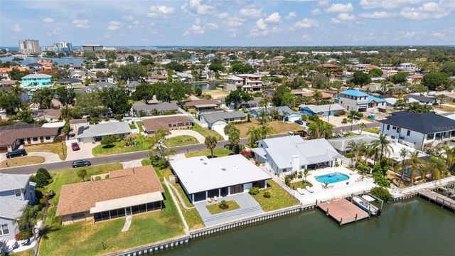 3917 E EDEN ROC CIRCLE, Tampa, FL 33634