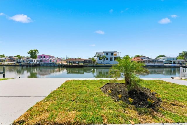 3917 E EDEN ROC CIRCLE, Tampa, FL 33634