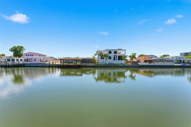 3917 E EDEN ROC CIRCLE, Tampa, FL 33634