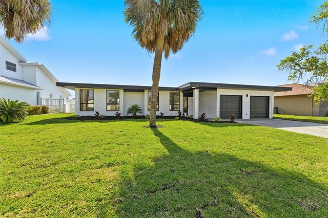 3917 E EDEN ROC CIRCLE, Tampa, FL 33634