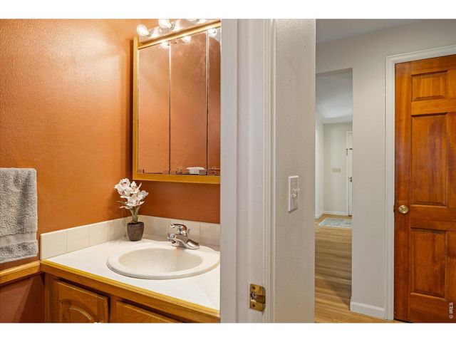 4521 Navajo Pl, Boulder, CO 80303