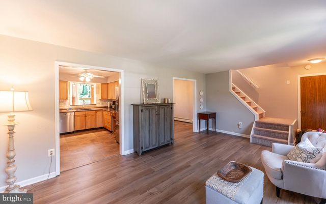 124 COLUMBIA DR, Coatesville, PA 19320