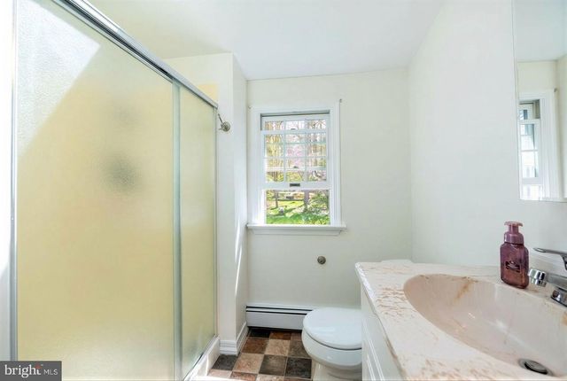 124 COLUMBIA DR, Coatesville, PA 19320