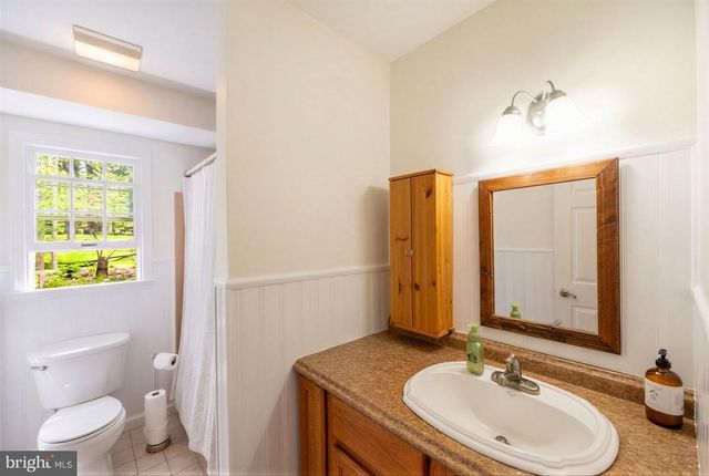 124 COLUMBIA DR, Coatesville, PA 19320