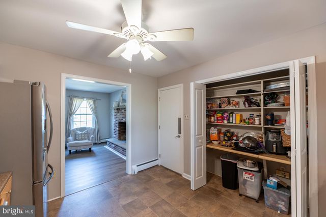 124 COLUMBIA DR, Coatesville, PA 19320