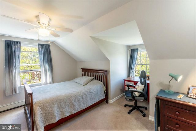 124 COLUMBIA DR, Coatesville, PA 19320