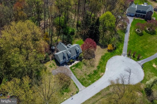 124 COLUMBIA DR, Coatesville, PA 19320