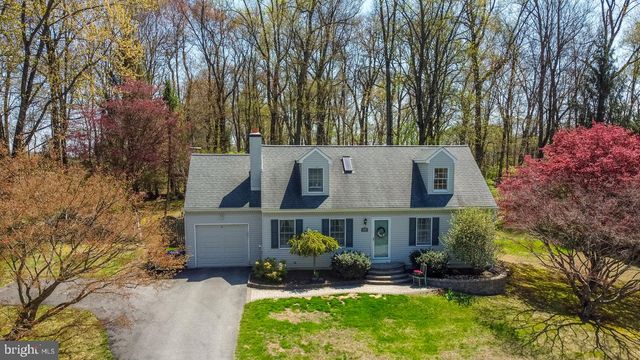 124 COLUMBIA DR, Coatesville, PA 19320