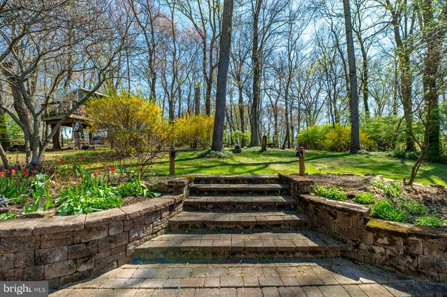 124 COLUMBIA DR, Coatesville, PA 19320