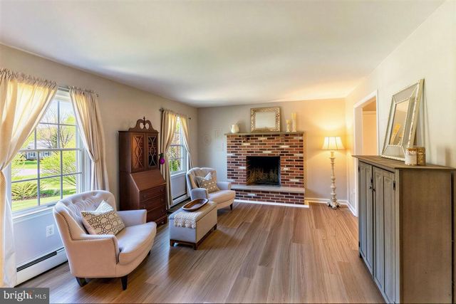 124 COLUMBIA DR, Coatesville, PA 19320