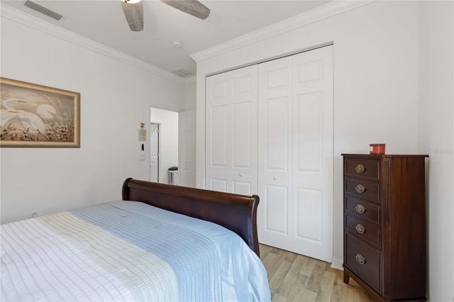 7621 CHARLESTON STREET, University Park, FL 34201