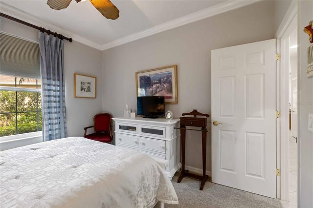 7621 CHARLESTON STREET, University Park, FL 34201