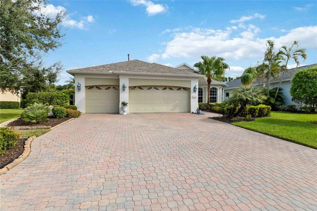 7621 CHARLESTON STREET, University Park, FL 34201