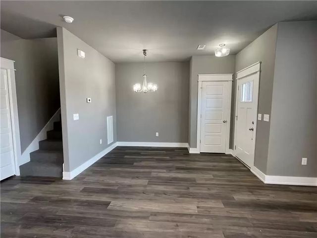 2594 N Ward Drive, Fayetteville, AR 72704