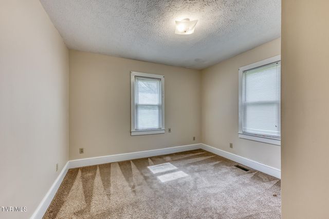 342 Bristol Avenue, Blountville, TN 37617