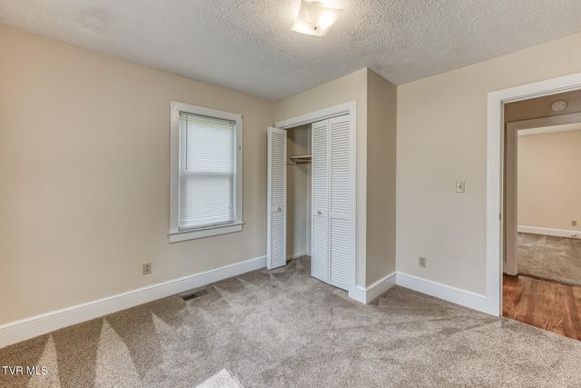 342 Bristol Avenue, Blountville, TN 37617