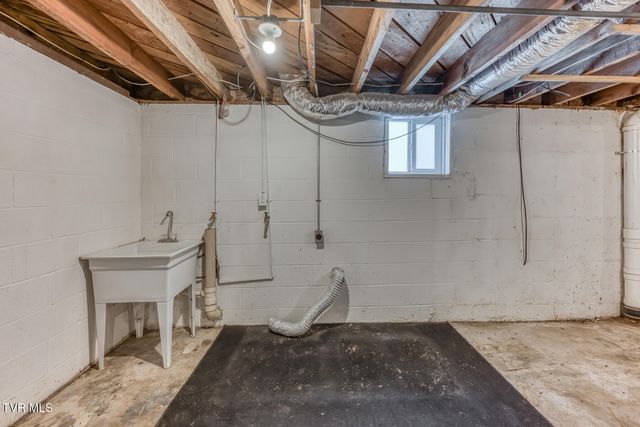 342 Bristol Avenue, Blountville, TN 37617