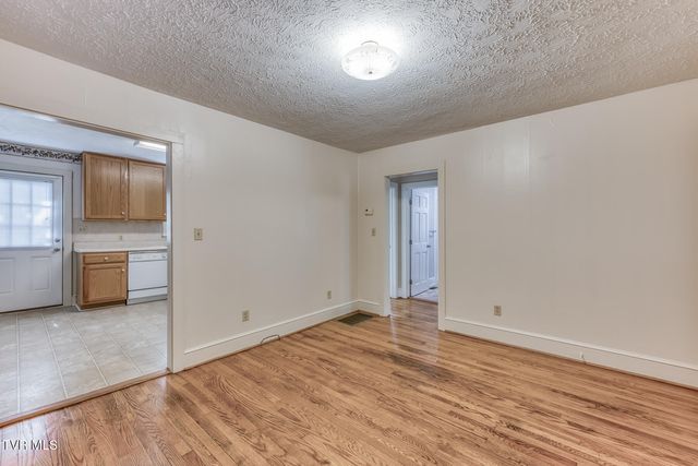 342 Bristol Avenue, Blountville, TN 37617