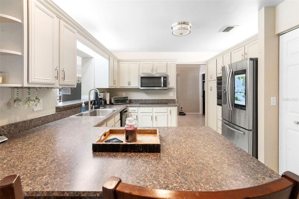 Image 39 of property listing at 3080 RAGIS ROAD, Edgewater, FL 32132