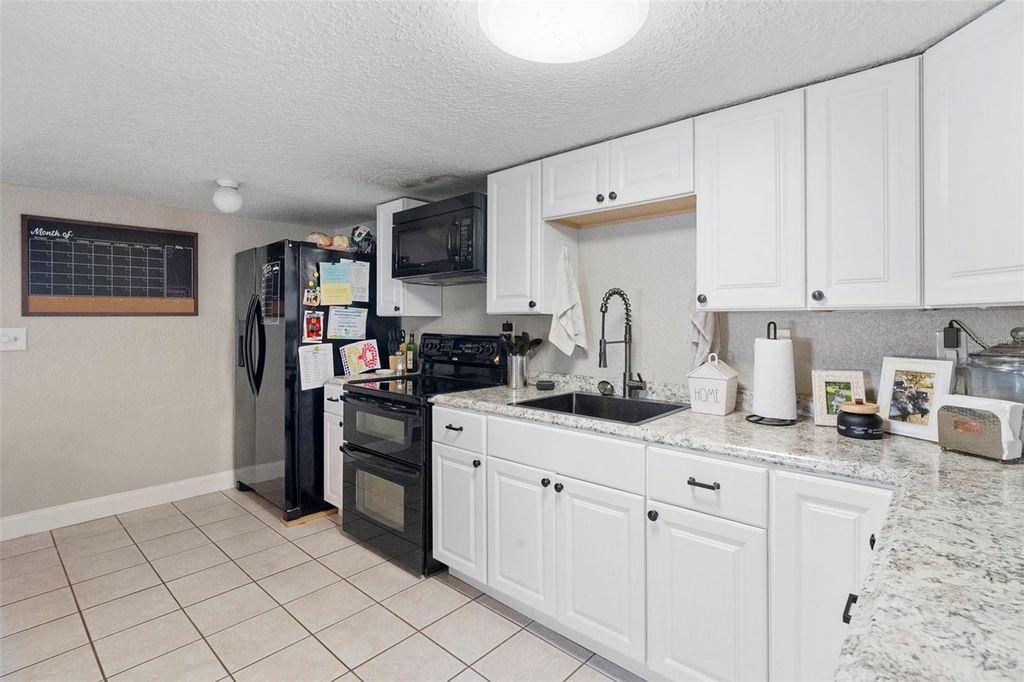 Image 70 of property listing at 3080 RAGIS ROAD, Edgewater, FL 32132