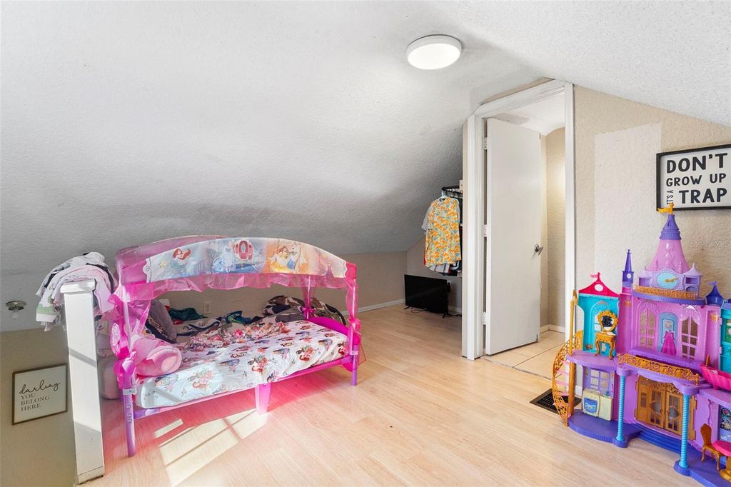 Image 77 of property listing at 3080 RAGIS ROAD, Edgewater, FL 32132